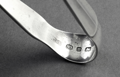 Wavy Rat Tail Hanoverian Victorian Silver Coffee Spoons (6) and Sugartongs Set